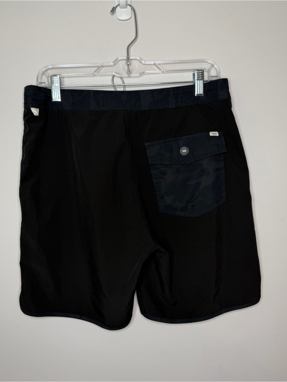 Vuori Cruise Boardshort 7” Black Men’s 32 - Picture 10 of 13